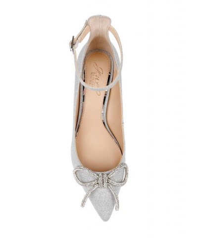 Women's Geranium Evening Pump Silver Glitter $65.33 Shoes