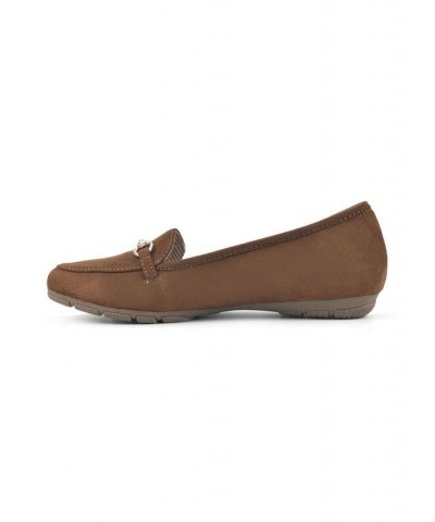 Women's Glowing Loafer Flats Tan Smooth $31.74 Shoes