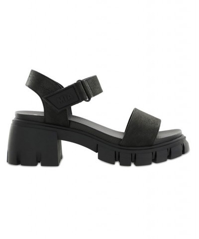 Women's Skyler Round Toe Sandal Black $41.40 Shoes