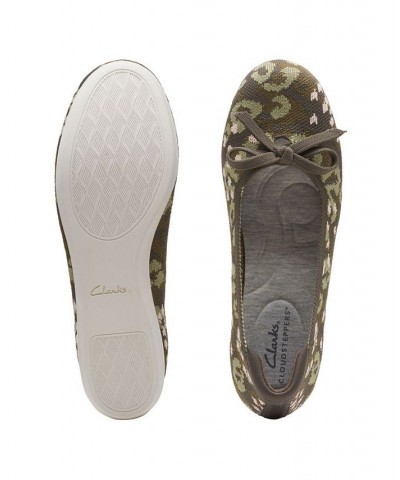 Women's Cloudstepper Carly Hope Flats Green $43.00 Shoes