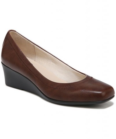 Groovy Wedge Pumps Brown $28.00 Shoes