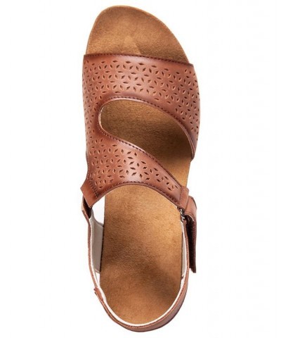 Women's Phoebe Sandals Brown $40.48 Shoes